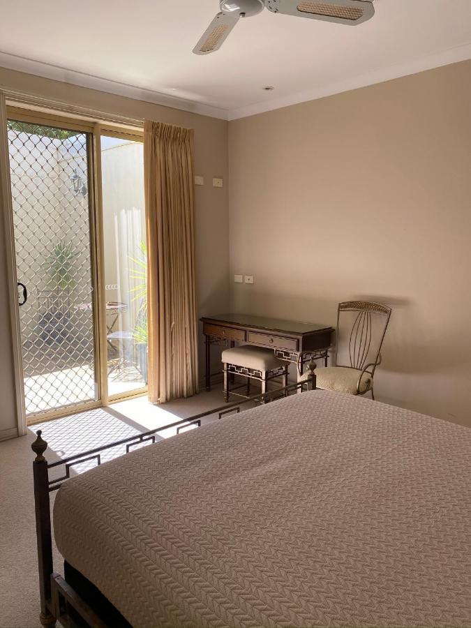 Acacia Terraces Aparthotel Echuca Exterior photo
