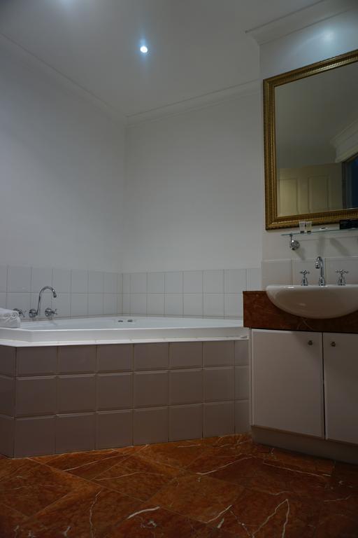 Acacia Terraces Aparthotel Echuca Room photo